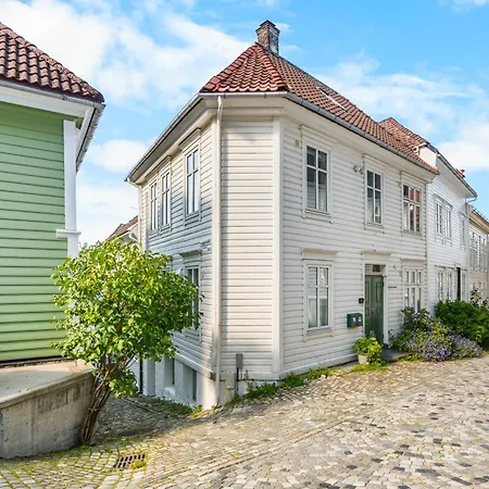 Charming Townhouse - Walk Everywhere! Appartamento Bergen