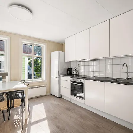 Apartamento Charming Townhouse - Walk Everywhere!