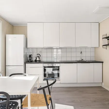 Charming Townhouse - Walk Everywhere! * ברגן